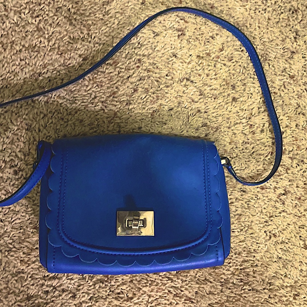 Use royal blue Kate spade cross body bag